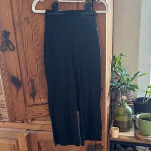 lululemon athletica Black Cropped Pants
